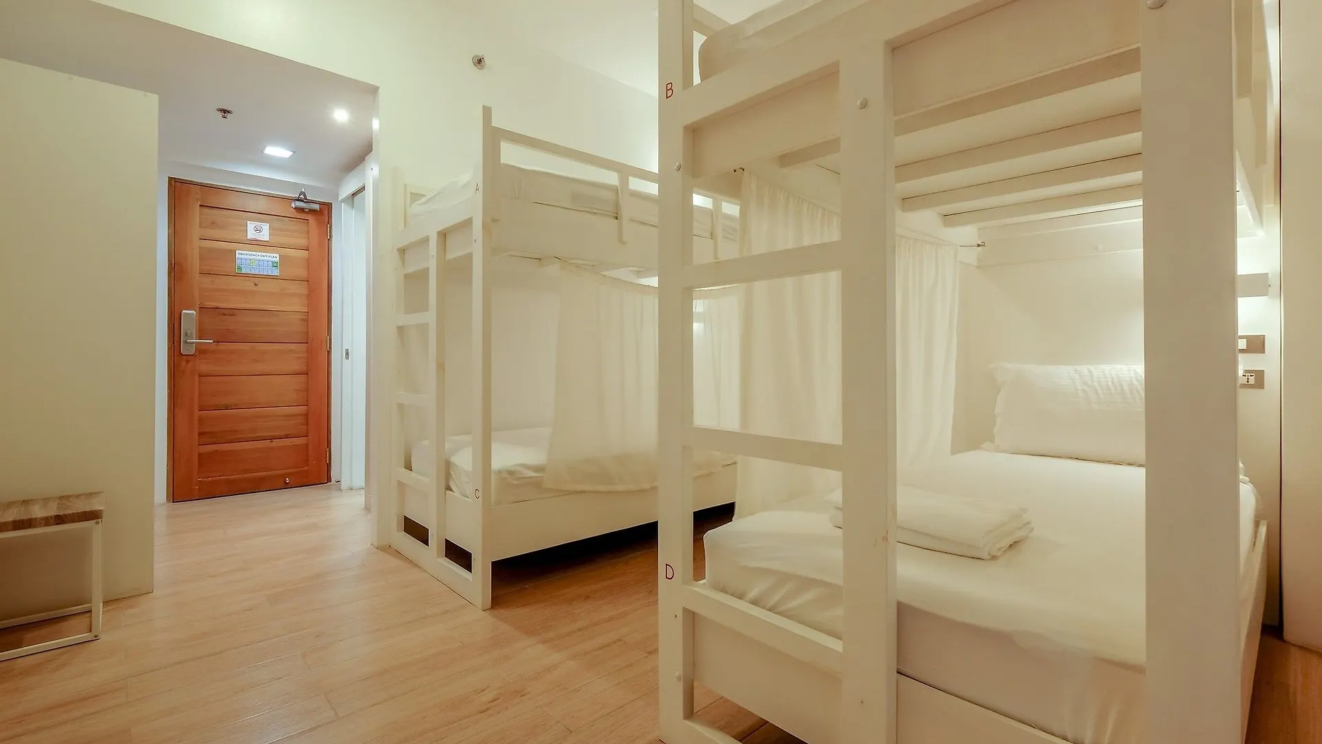 Heroes Hotel Manille
