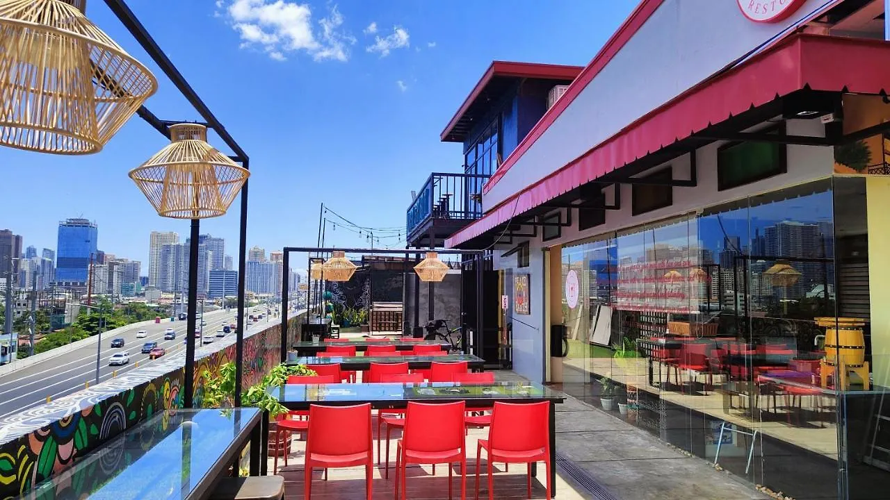 Heroes Hotel Manilla