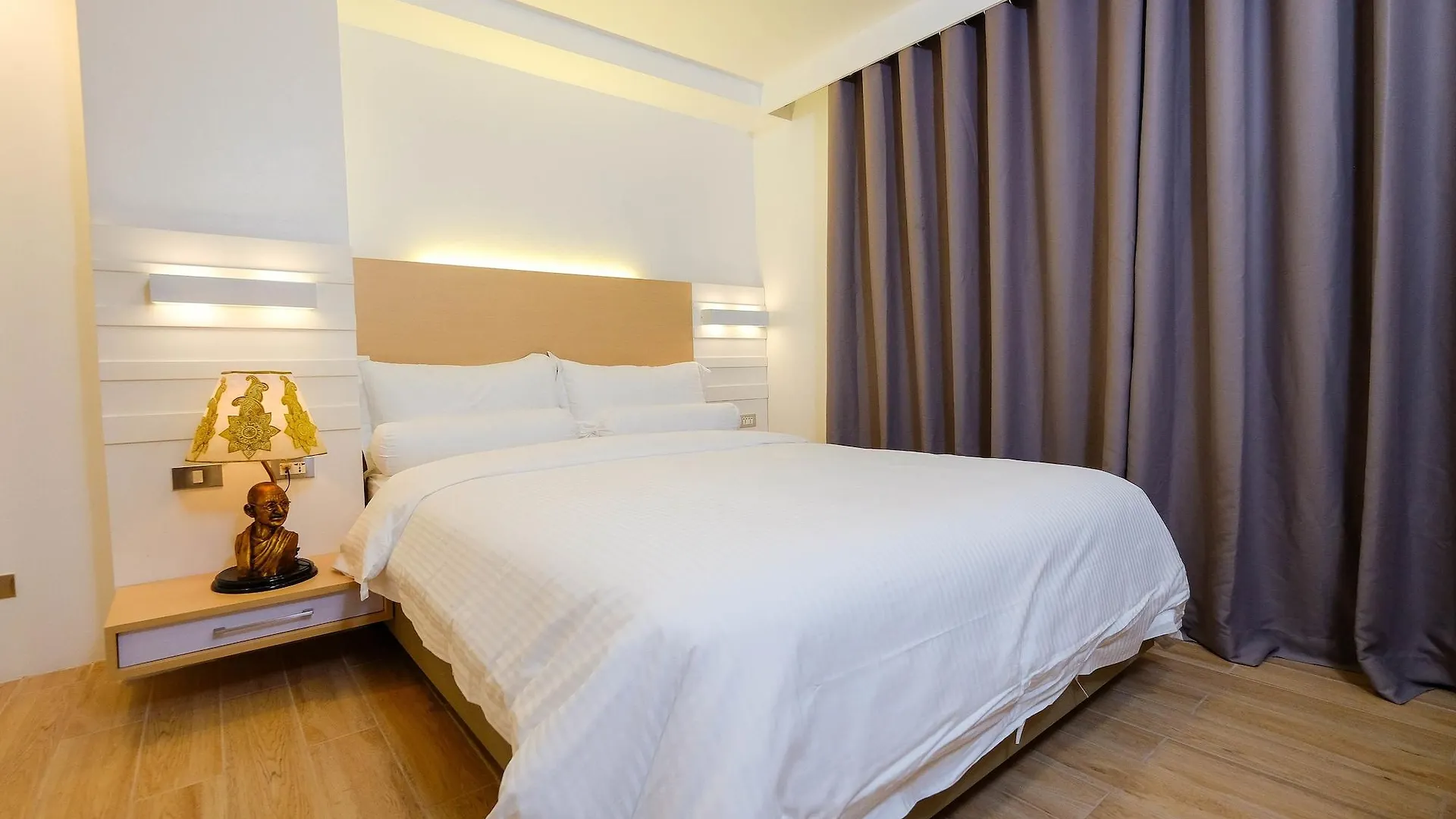Heroes Hotel Manilla